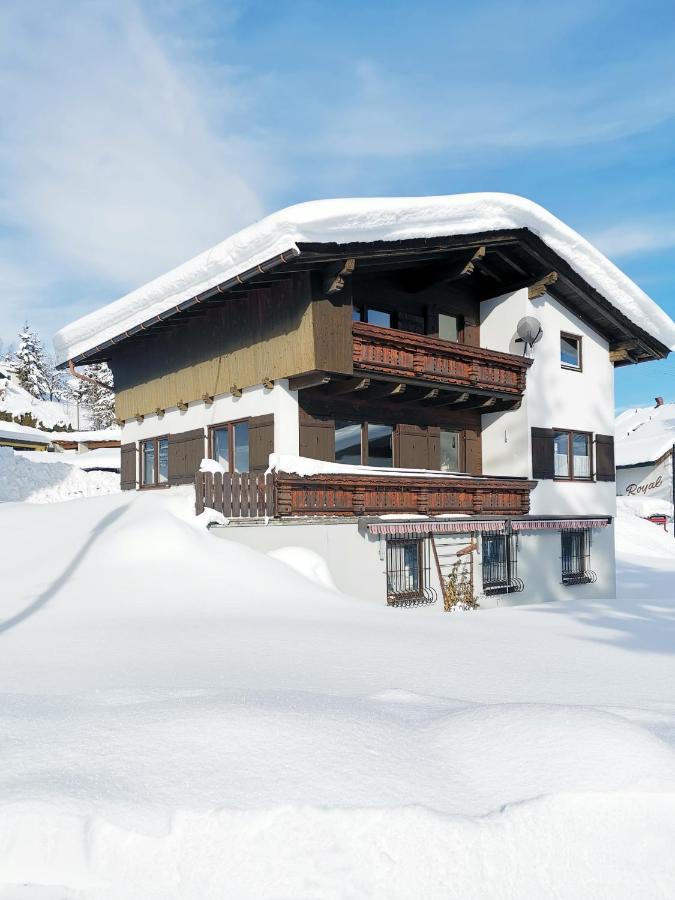 Family Friendly Chalet - Central With Beautiful Mountain Views Seefeld in Tirol Esterno foto