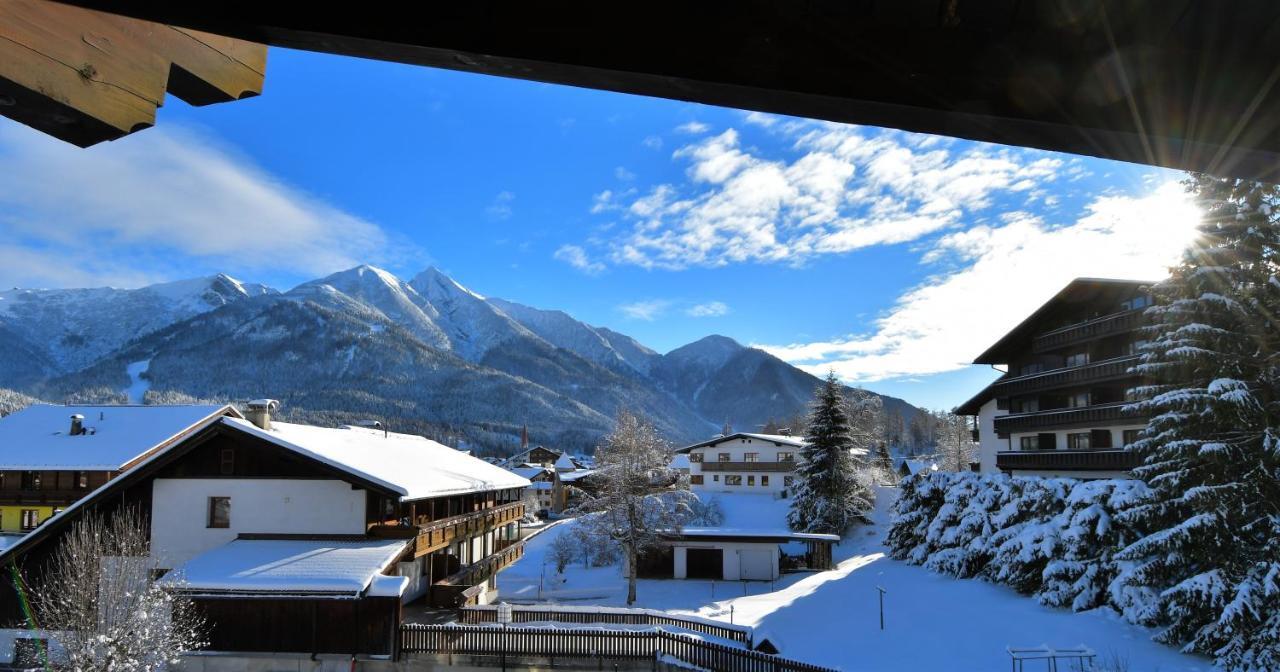 Family Friendly Chalet - Central With Beautiful Mountain Views Seefeld in Tirol Esterno foto